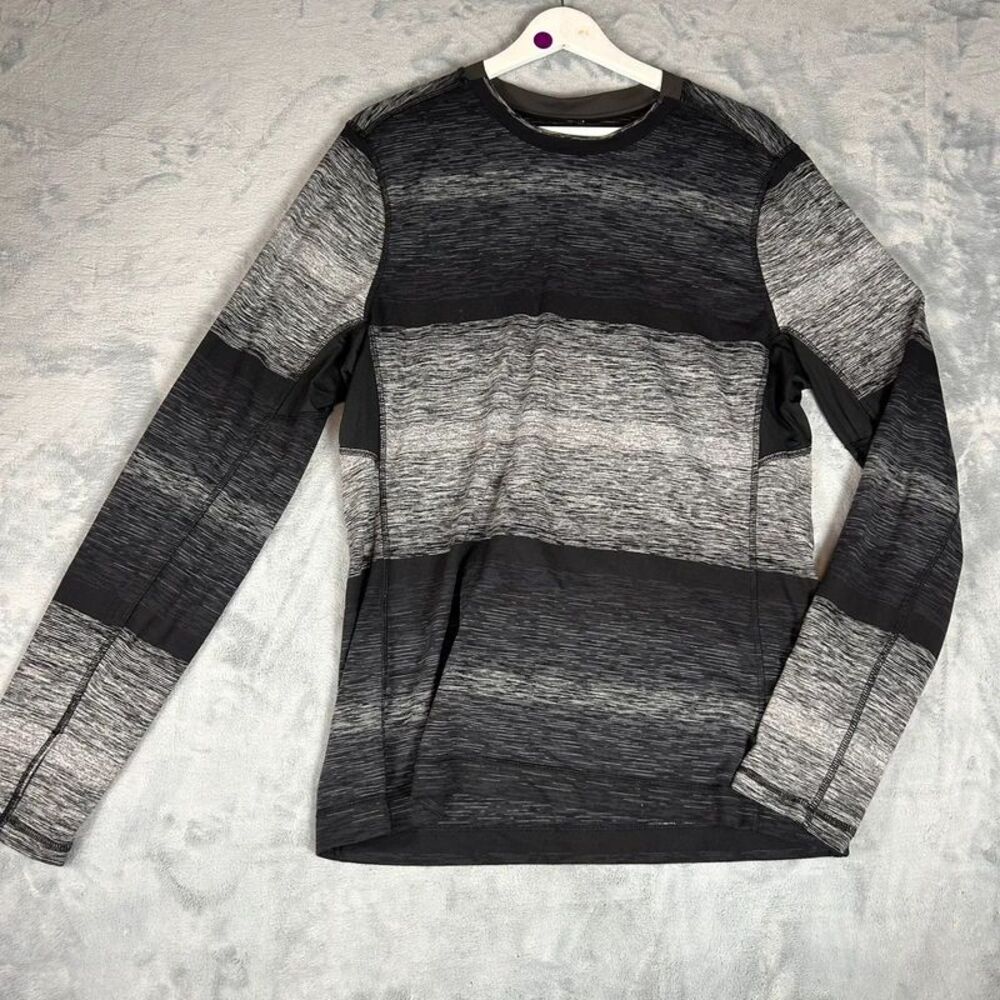 Men’s Lululemon Long Sleeve Shirt